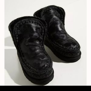 Mou snow Glacier camo snow boots size 38